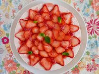 いちごのレアチーズケーキ