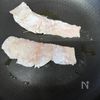 カリッと焼ける！たらのレモンバター米粉ムニエルの工程1