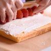 いちごの蜂蜜ロールケーキ*ワンボウル*卵温め不要*の工程17