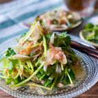 新玉ねぎと三つ葉のサラダ