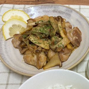 aの作ってみた!投稿(鶏肉ときのこのレモンバターソテー)