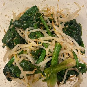 おかか昆布🍙の作ってみた!投稿(ほうれん草のおいしい食べ方1位😋砂糖醬油のごま和え🥗✨)