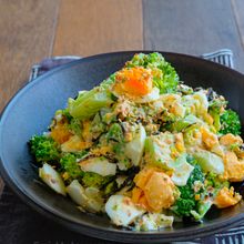 ブロッコリーとゆで卵のおかか塩昆布マヨサラダ