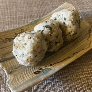 puricoの作ってみた!投稿(【パパッと栄養チャージ】
ちりめんじゃこと大葉の混ぜおにぎり)