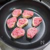 粉チーズたっぷりで「大人の蓮根肉詰め焼き」の工程2