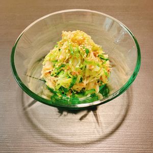 りんの作ってみた!投稿(レンジで3分【キャベツとえのきの梅おかか和え】旨うまやみつき)