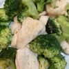 空き箱の作ってみた!投稿(栄養たっぷり!鶏むね肉とブロッコリーのアンチョビ風味)