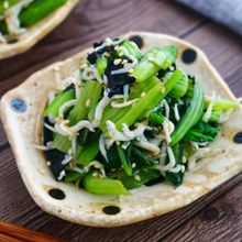 スピード副菜♪ごま油香る小松菜と海苔のしらす和え