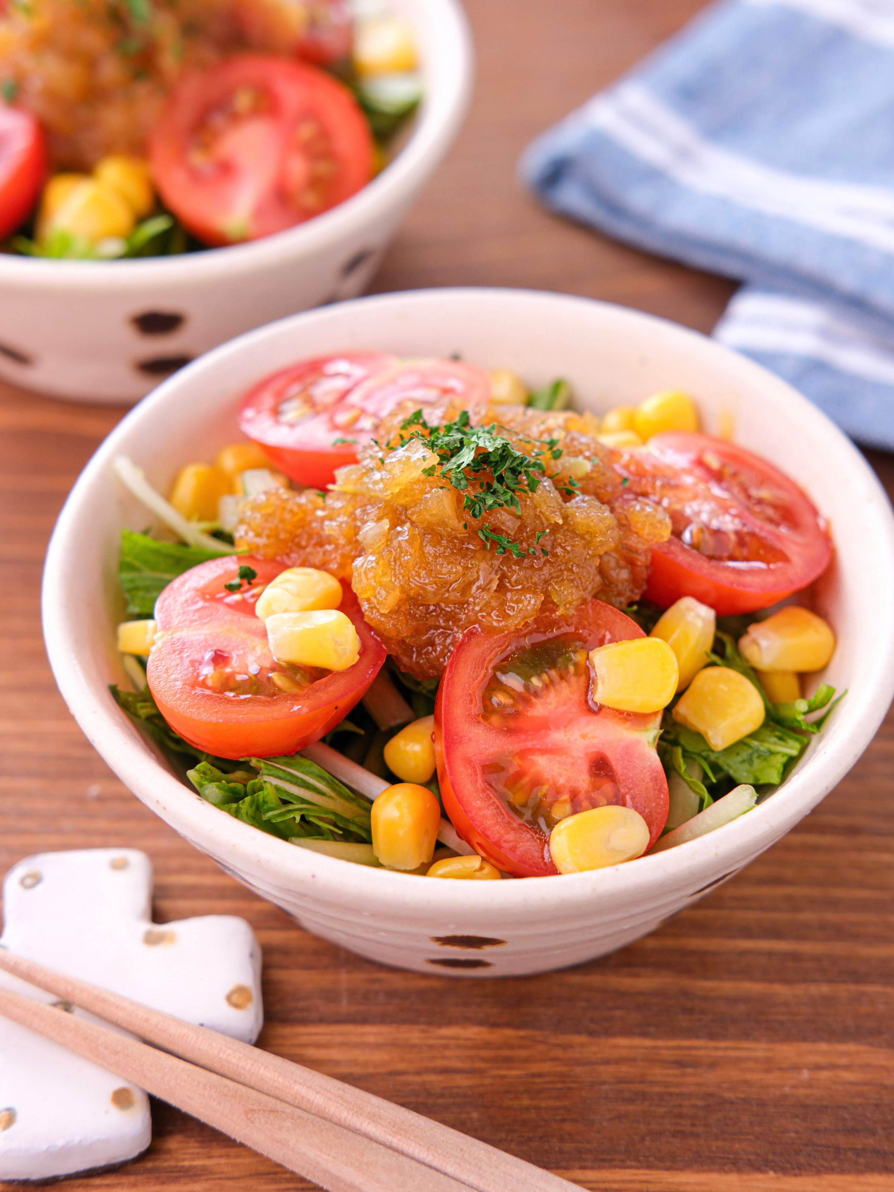 水菜とミニトマトのサラダ】簡単玉ねぎドレッシング♪ | レシピサイトNadia