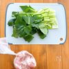 豚こまと小松菜の極旨中華あんかけ丼の下準備