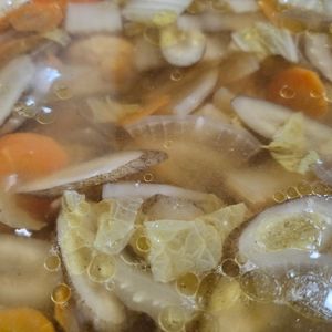 Maiの作ってみた!投稿(キャベツたっぷり鶏だんごのうま塩スープ)