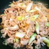 ヒロの作ってみた!投稿(ワンパン10分！【豚こま肉と白滝のすき煮】時短で味染み♩)