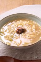 焼き梅干し入り本鶏だし雑炊