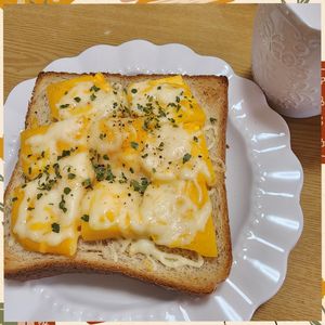 ナムディの作ってみた!投稿(トーストバリエ＊柿とチーズのトースト)