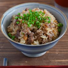 ガッツリ食べよう！なめたけと牛肉の炊き込みごはん