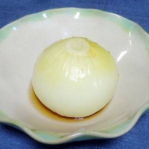 猫の作ってみた!投稿(新玉ねぎ丸ごと3分レンジ蒸し)