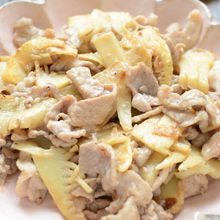 【豚肉とたけのこのオイスター炒め】ご飯が進む簡単中華風炒め!