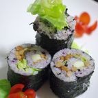 納豆とチーズのぐるぐる手巻き寿司