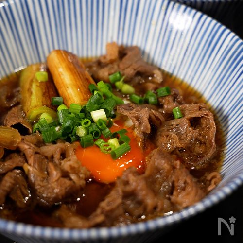 美味しいうどんは人を幸せにする！すき焼き肉うどん