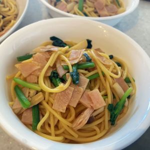 猫ママの作ってみた!投稿(簡単！『ほうれん草とベーコンとしめじの醤油パスタ』)