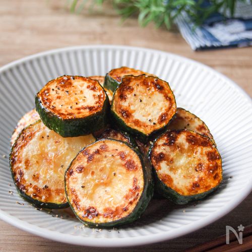 食材1つ!ズッキーニのレモン醤油ソテー