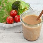 自分で作れば少ない油でもおいしい！ごまドレッシング