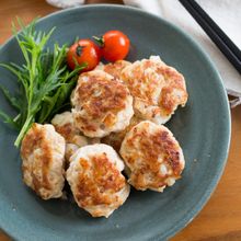 シャキほく食感!お弁当にも◎長芋入り豆腐つくね