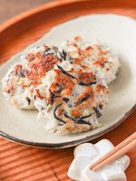 シャキシャキ♪【れんこんひじきの鶏つくね】