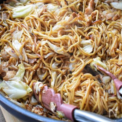 【具材2つde焼きそば】簡単◎激うま◎おかわりがとまらない！