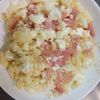 鶏皮坊主の作ってみた!投稿(5分で完成！【クリームチーズと生ハムのおつまみポテトサラダ】)