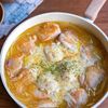 フライパンごと食卓へ♪鶏肉とたっぷり玉ねぎのオニオンチーズ煮の工程8