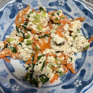 977の作ってみた!投稿(レンジでお手軽！ほっこり優しい♡【小松菜と人参の白和え】)