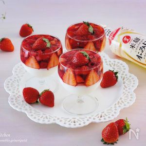 火を使わず！混ぜて冷やすだけ！いちごゼリー&レアチーズ | レシピ