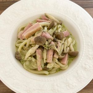 のりのり🐾🎀🤍の作ってみた!投稿(濃厚バジルのクリームうどん)