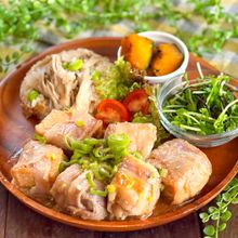 厚揚げの豚バラ巻き　角煮風