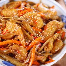 カリカリ鶏皮がうますぎる🤭✨節約鶏皮きんぴらごぼう🤩