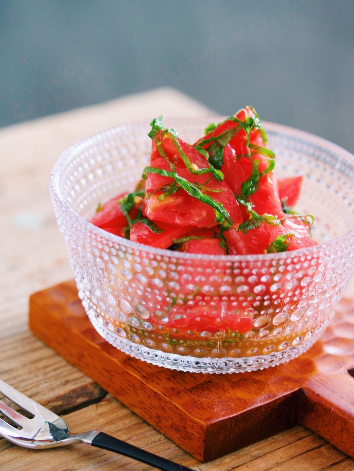 汁まで飲みほす美味しさ トマトと大葉のだしマリネ レシピサイト Nadia ナディア プロの料理家のおいしいレシピ