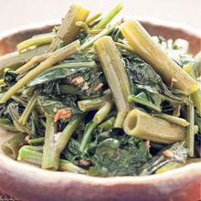 空芯菜のもろみココナッツオイル炒め