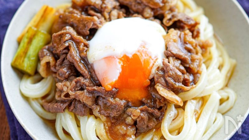 温玉うどん様 丸亀製麺 明太釜玉うどん🍜 温玉トッピングで無料のネギと天かす