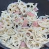 シャキシャキやみつき♡【れんこんとベーコンのペペロン】の工程2
