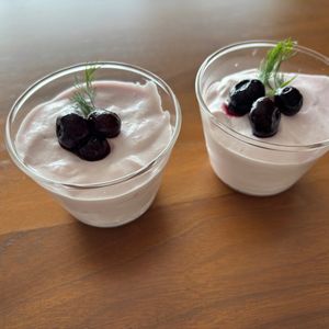 こむぎの作ってみた!投稿(ジャムで簡単♪ブルーベリーのグラスチーズケーキ)