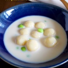 コーンクリーム白玉の豆乳スープ仕立て