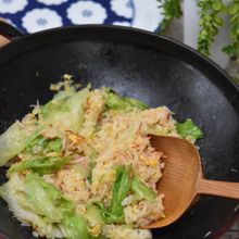 【STAUB】カニカマ入りレタス炒飯