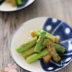 アスパラのピリ辛味噌和え