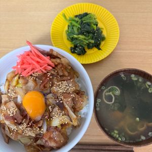 Tsuneaki Okadaの作ってみた!投稿(10分で完成！材料2つ！【甘辛ねぎ豚】)