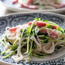 豆苗とポークのソーメンチャンプルー