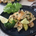 簡単だけどおしゃれな味！鶏胸とじゃがいものレモンパセリ炒め