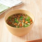 【栄養満点！】なめこと大根おろしの味噌汁