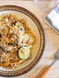 【裏技？】ソーセージとズッキーニのパスタ