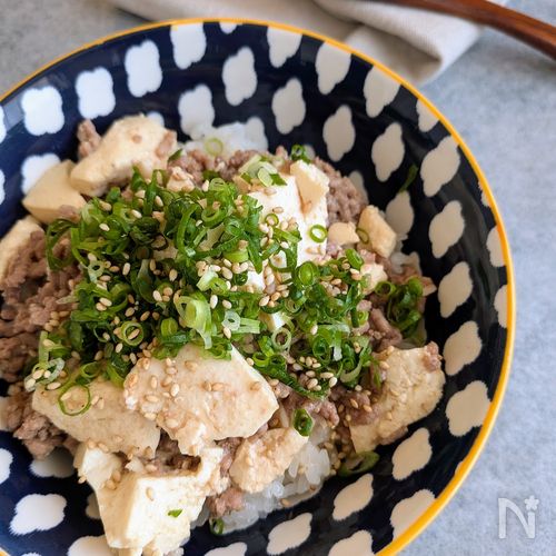電子レンジだけで！ひき肉と豆腐のお手軽丼